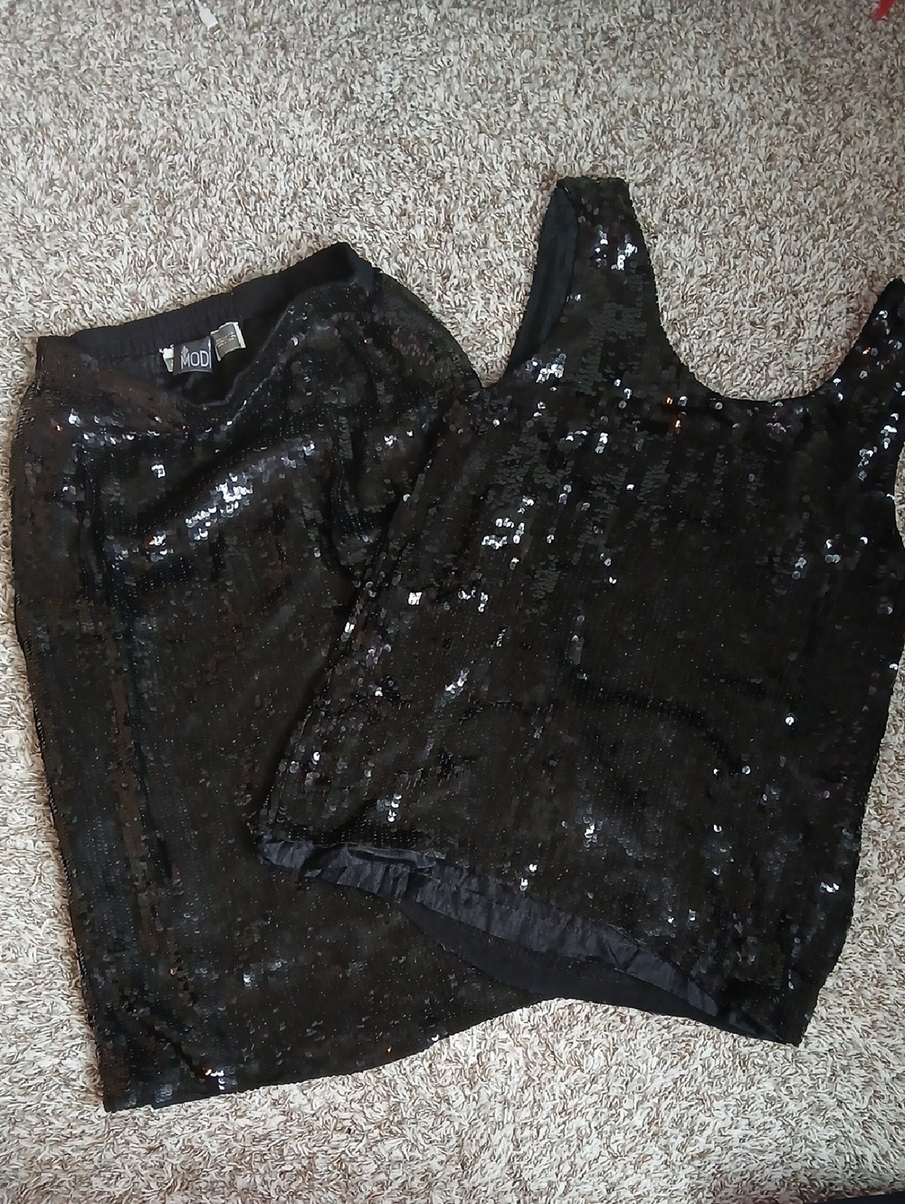Modi 100% Silk With Rayon Interior VTG Black Sequin Tank Top & Skirt Set  Small